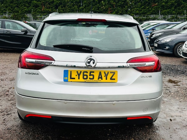 Used Vauxhall Insignia 2015 for sale - 76302607: Photo 5