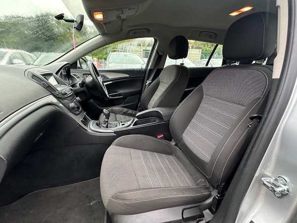 Used Vauxhall Insignia 2015 for sale - 76302607: Photo 8