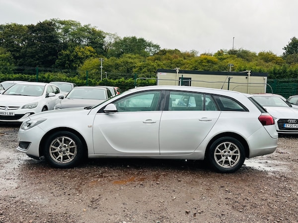 Used Vauxhall Insignia 2015 for sale - 76302607: Photo 9