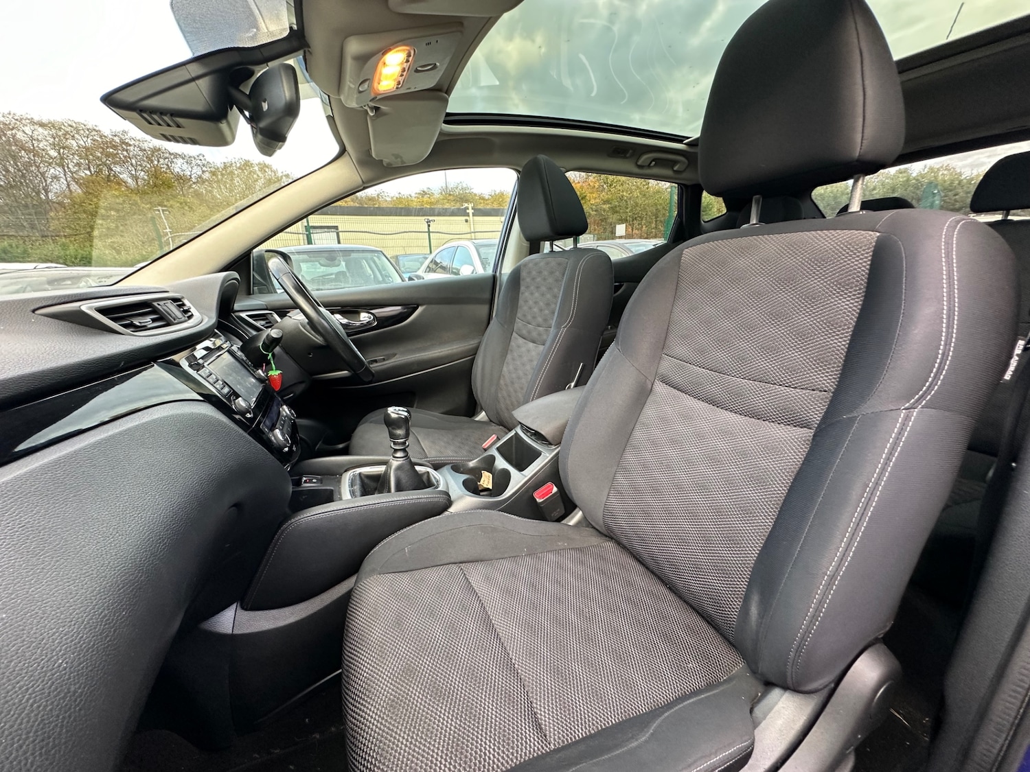 Used Nissan Qashqai 2014 for sale - 76338655: Photo 9