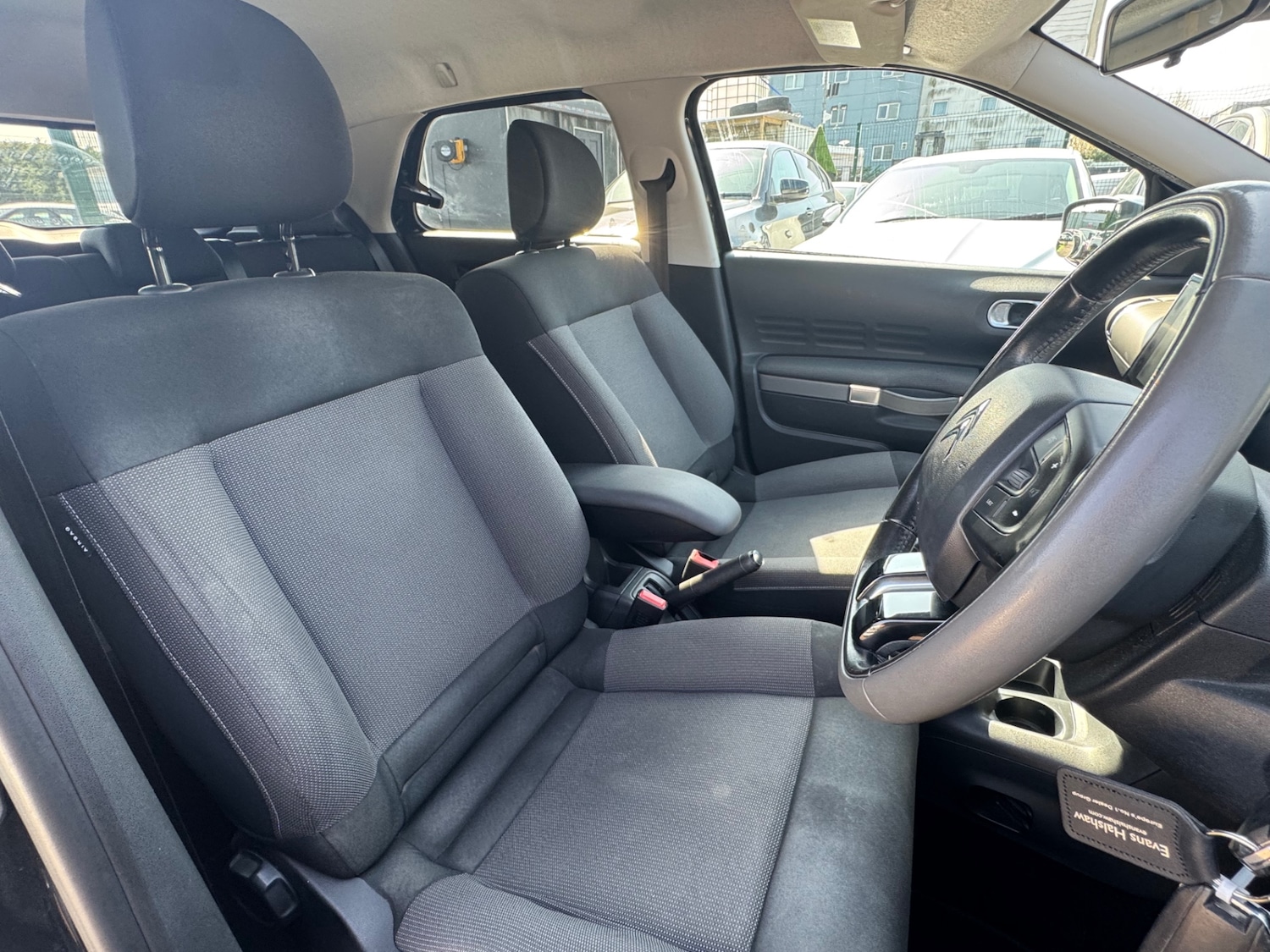 Used Citroen C4 Cactus 2016 for sale - 78165983: Photo 8