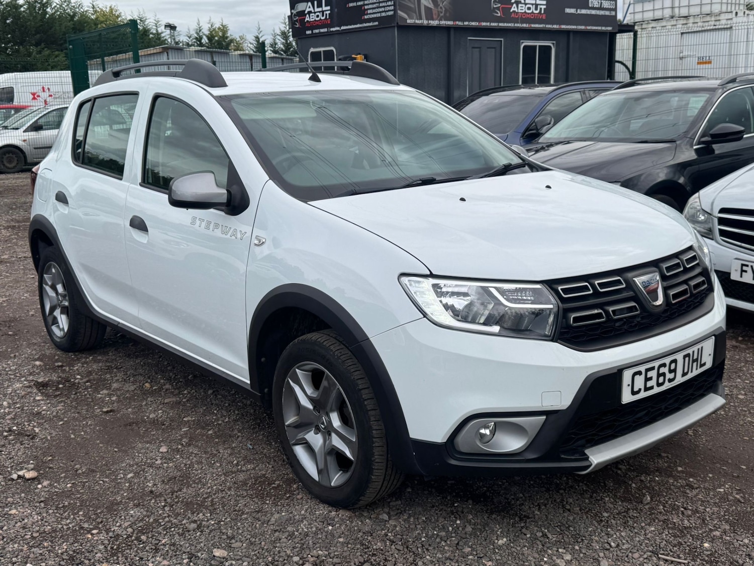 Used Dacia Sandero Stepway 2020 for sale - 76344298: Photo 1