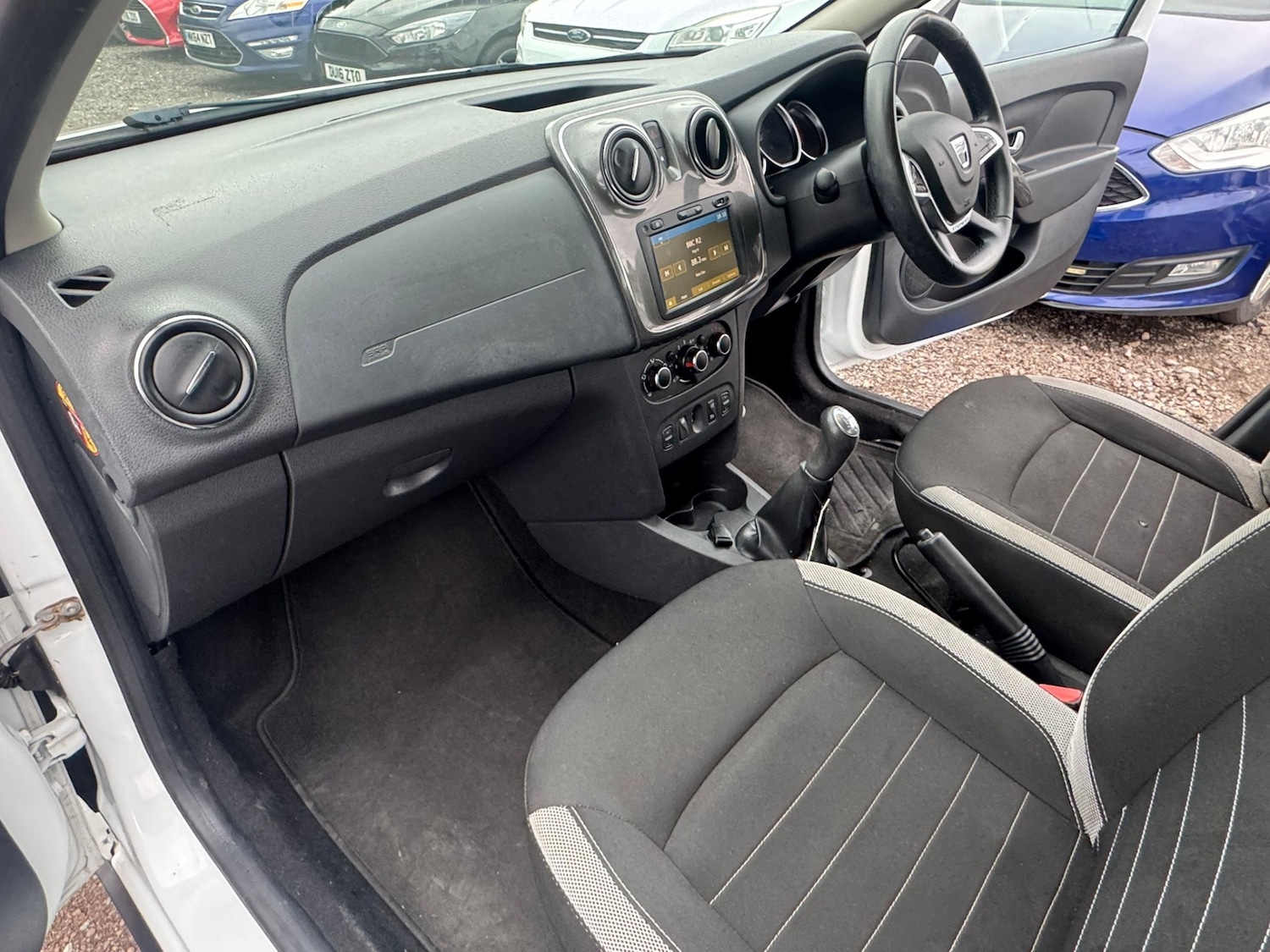 Used Dacia Sandero Stepway 2020 for sale - 76344298: Photo 12