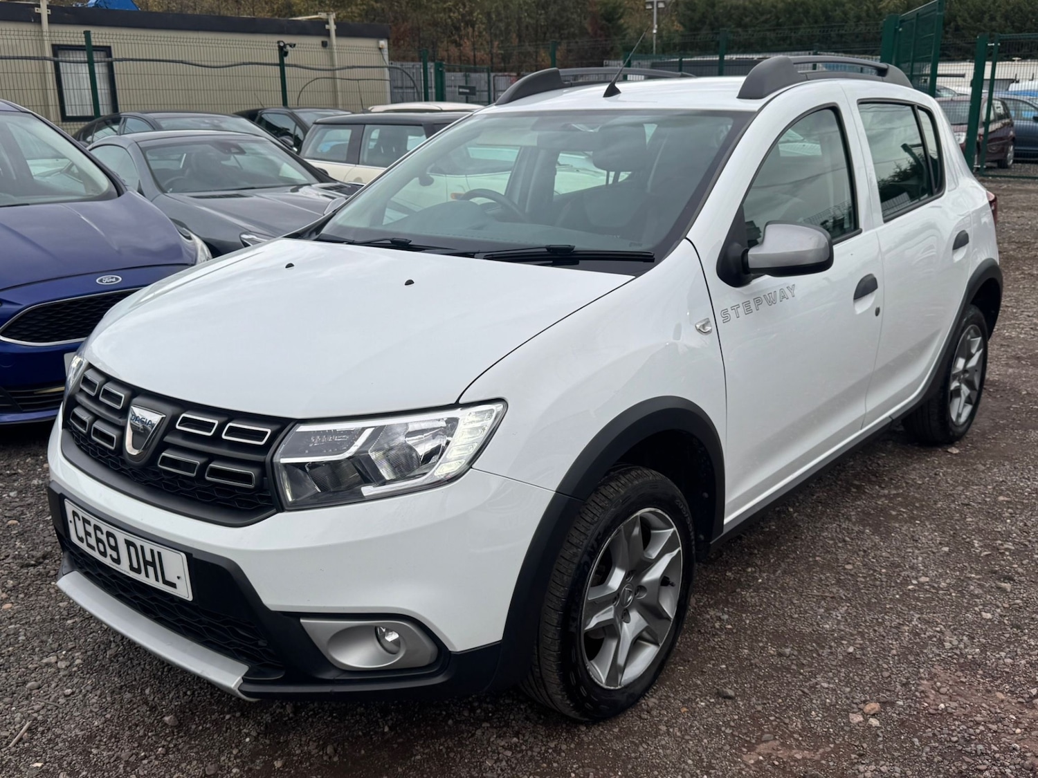 Used Dacia Sandero Stepway 2020 for sale - 76344298: Photo 3