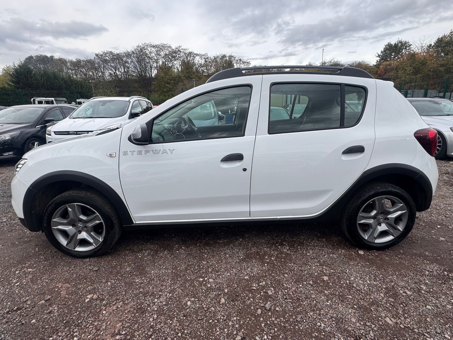 Used Dacia Sandero Stepway 2020 for sale - 76344298: Photo 6