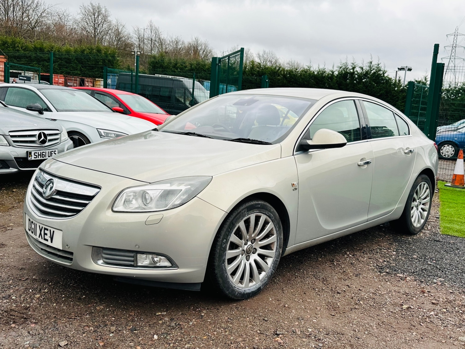 Used Vauxhall Insignia 2011 for sale - 76309462: Photo 3