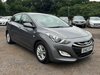 2014 (63) - 1.6 CRDi Blue Drive Active 5dr