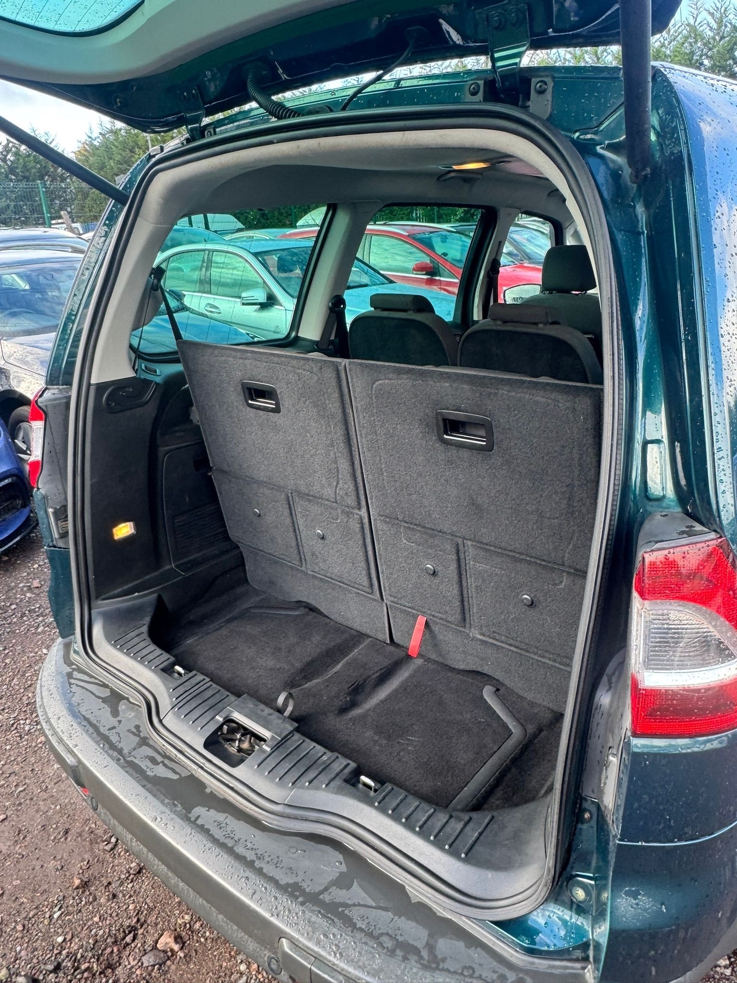 Used Ford Galaxy 2006 for sale - 76377165: Photo 15