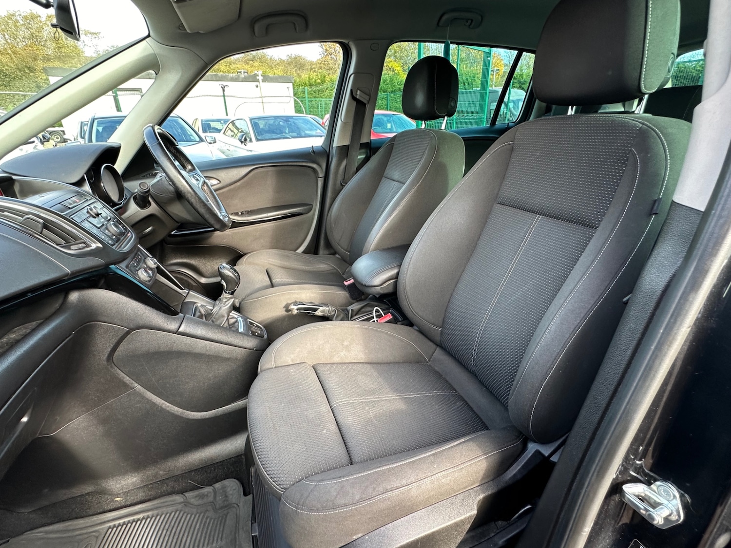 Used Vauxhall Zafira 2013 for sale - 76587221: Photo 9