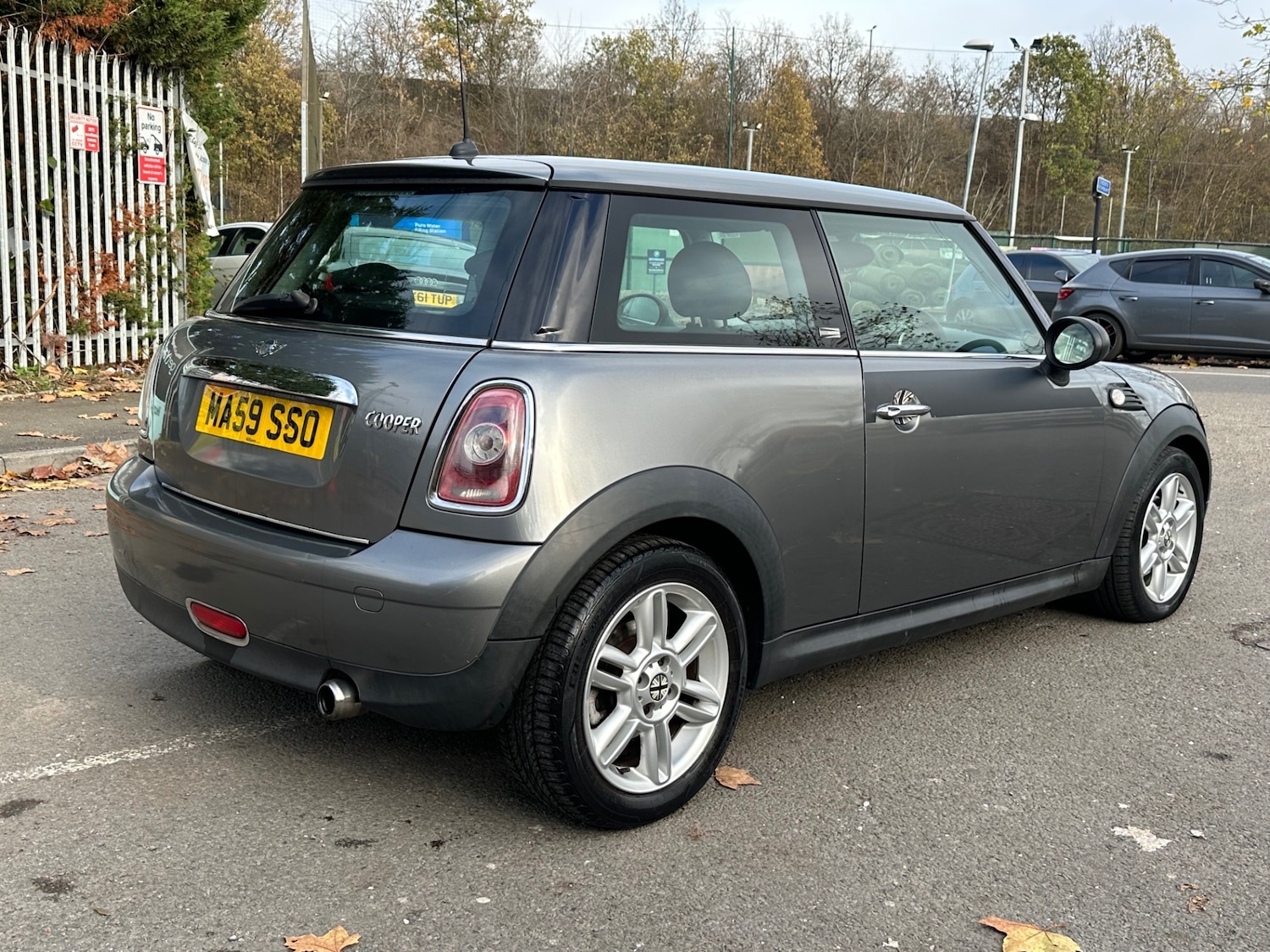 Used MINI Hatch 2009 for sale - 76662949: Photo 4
