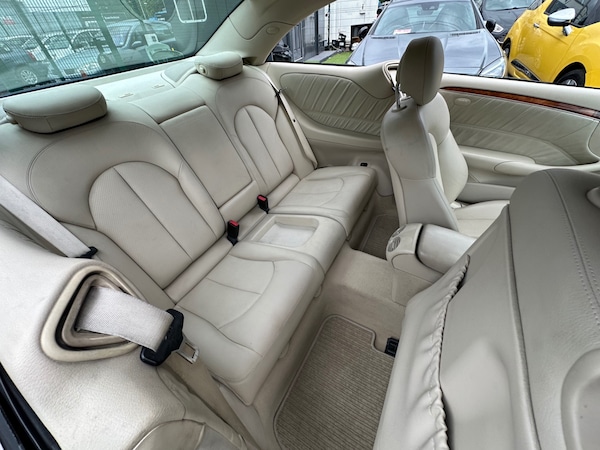 Used Mercedes-Benz CLK 2005 for sale - 75328398: Photo 10