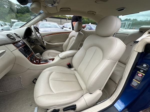 Used Mercedes-Benz CLK 2005 for sale - 75328398: Photo 9