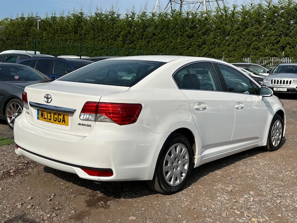 Used Toyota Avensis 2013 for sale - 74934263: Photo 4