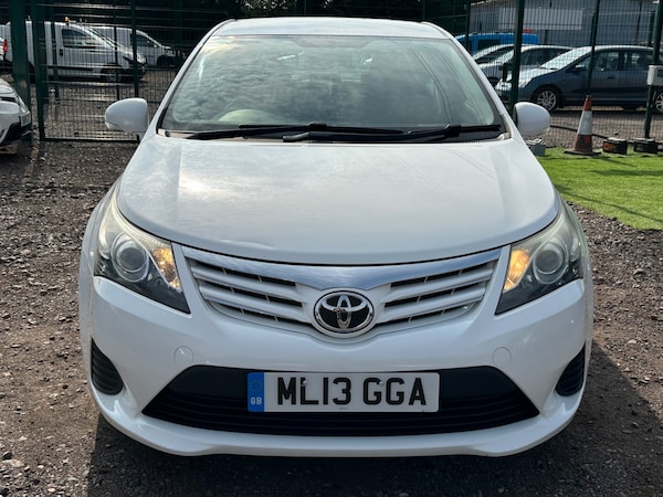 Used Toyota Avensis 2013 for sale - 74934263: Photo 5