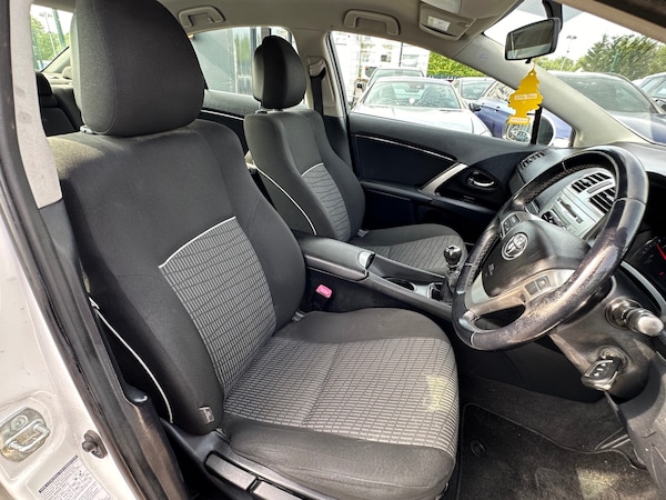 Used Toyota Avensis 2013 for sale - 74934263: Photo 8