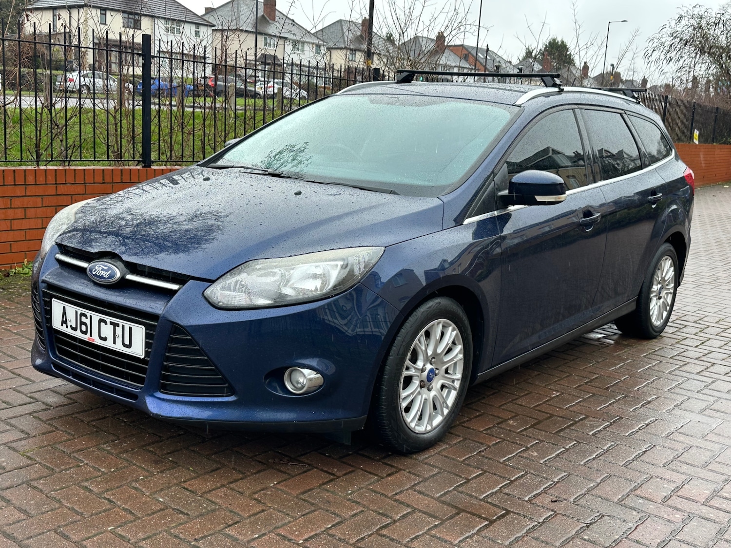 Used Ford Focus 2011 for sale - 77562566: Photo 2
