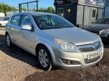 2009 (59) - 1.6i 16V Design [115] 5dr