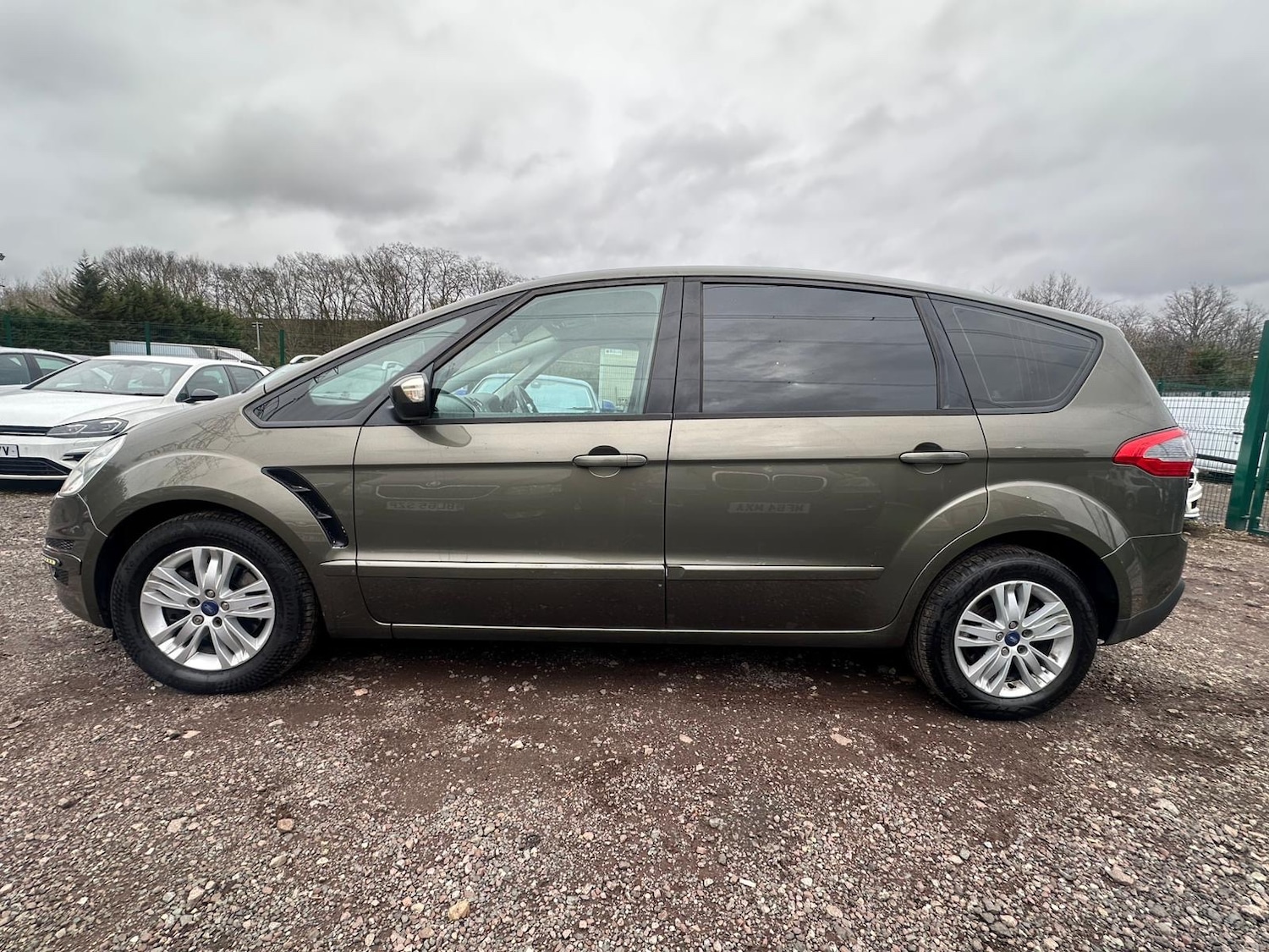 Used Ford S-Max 2013 for sale - 77700821: Photo 13