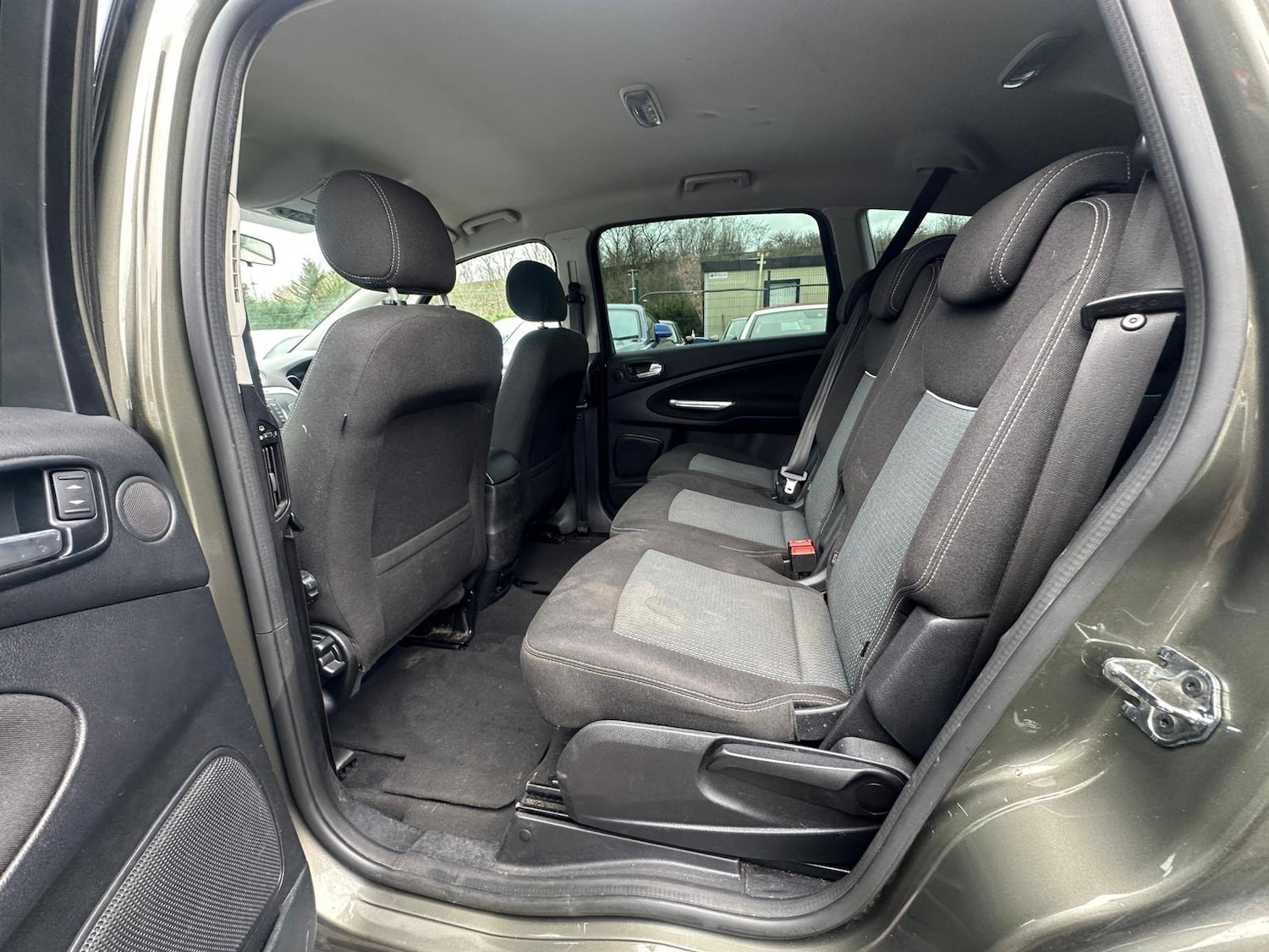 Used Ford S-Max 2013 for sale - 77700821: Photo 9