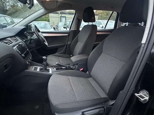 Used Skoda Octavia 2016 for sale - 76304456: Photo 10