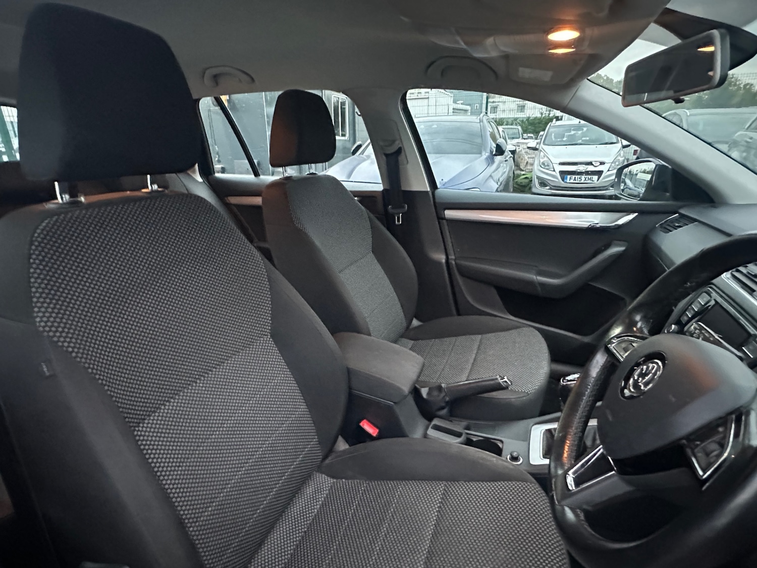 Used Skoda Octavia 2016 for sale - 76304456: Photo 9