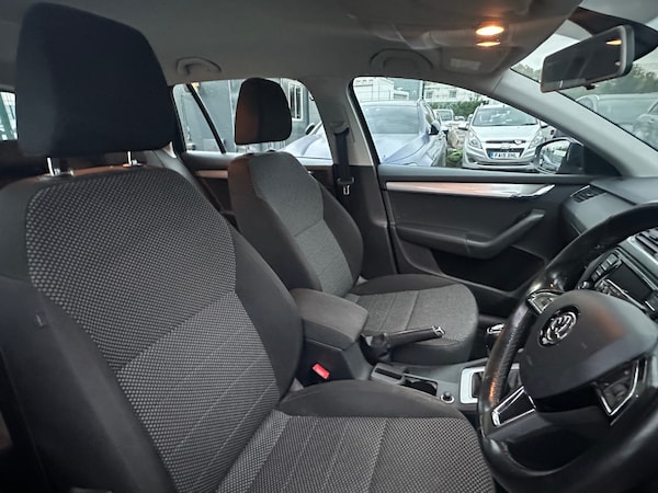 Used Skoda Octavia 2016 for sale - 76304456: Photo 9