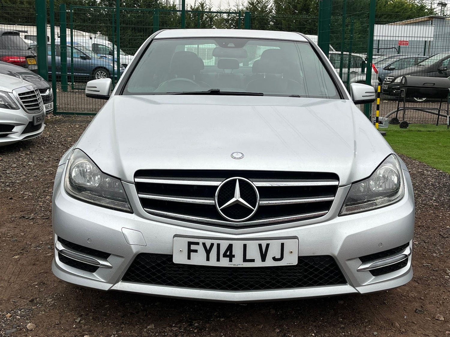 Used Mercedes-Benz C Class 2014 for sale - 76318682: Photo 5