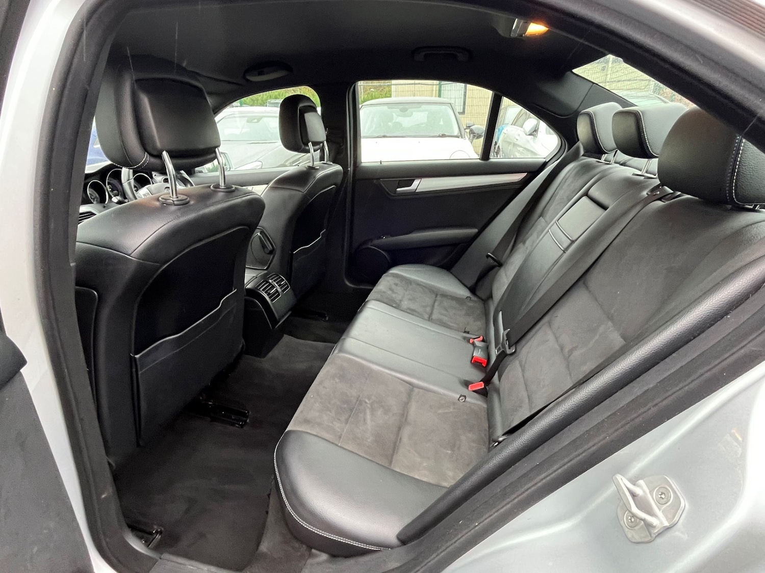 Used Mercedes-Benz C Class 2014 for sale - 76318682: Photo 9