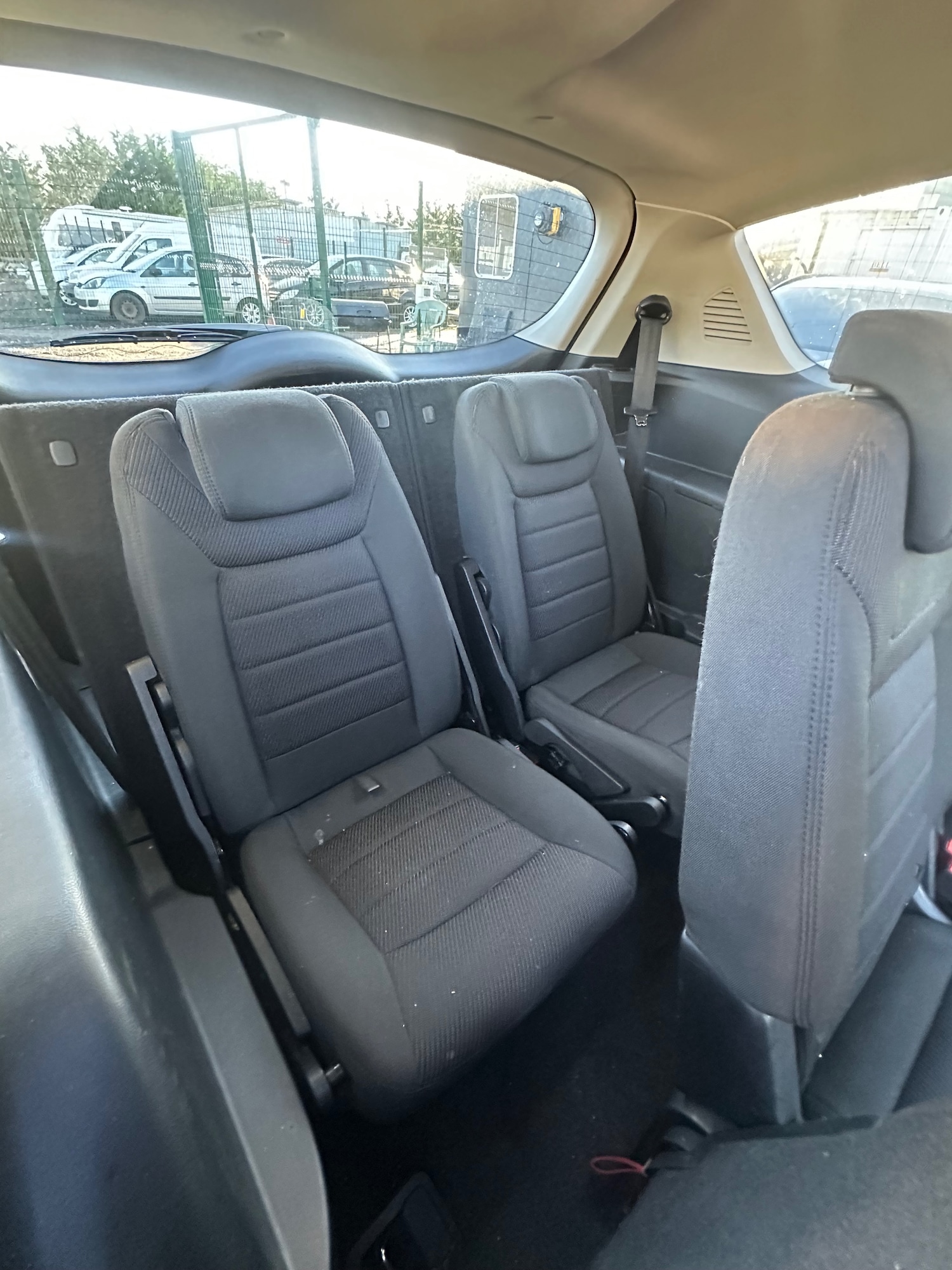 Used Ford S-Max 2014 for sale - 76757196: Photo 10