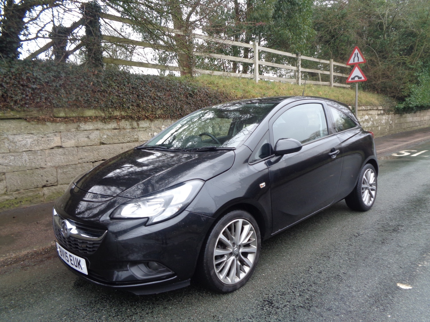 Used Vauxhall Corsa 2015 for sale - 77431694: Photo 2