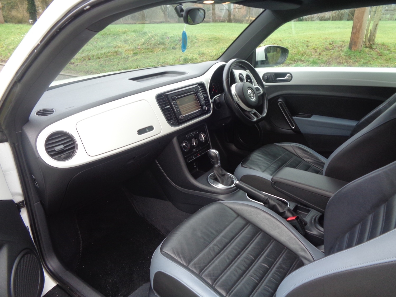 Used Volkswagen Beetle 2014 for sale - 77403685: Photo 10