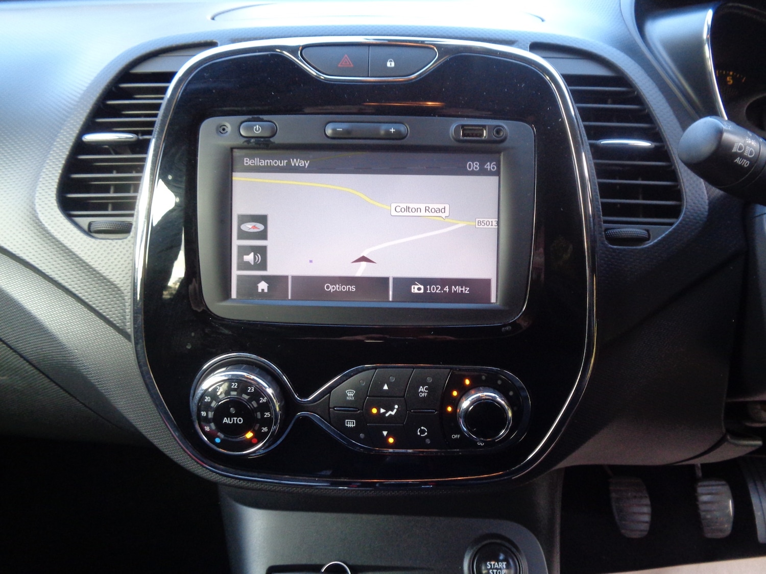 Used Renault Captur 2014 for sale - 76436202: Photo 10