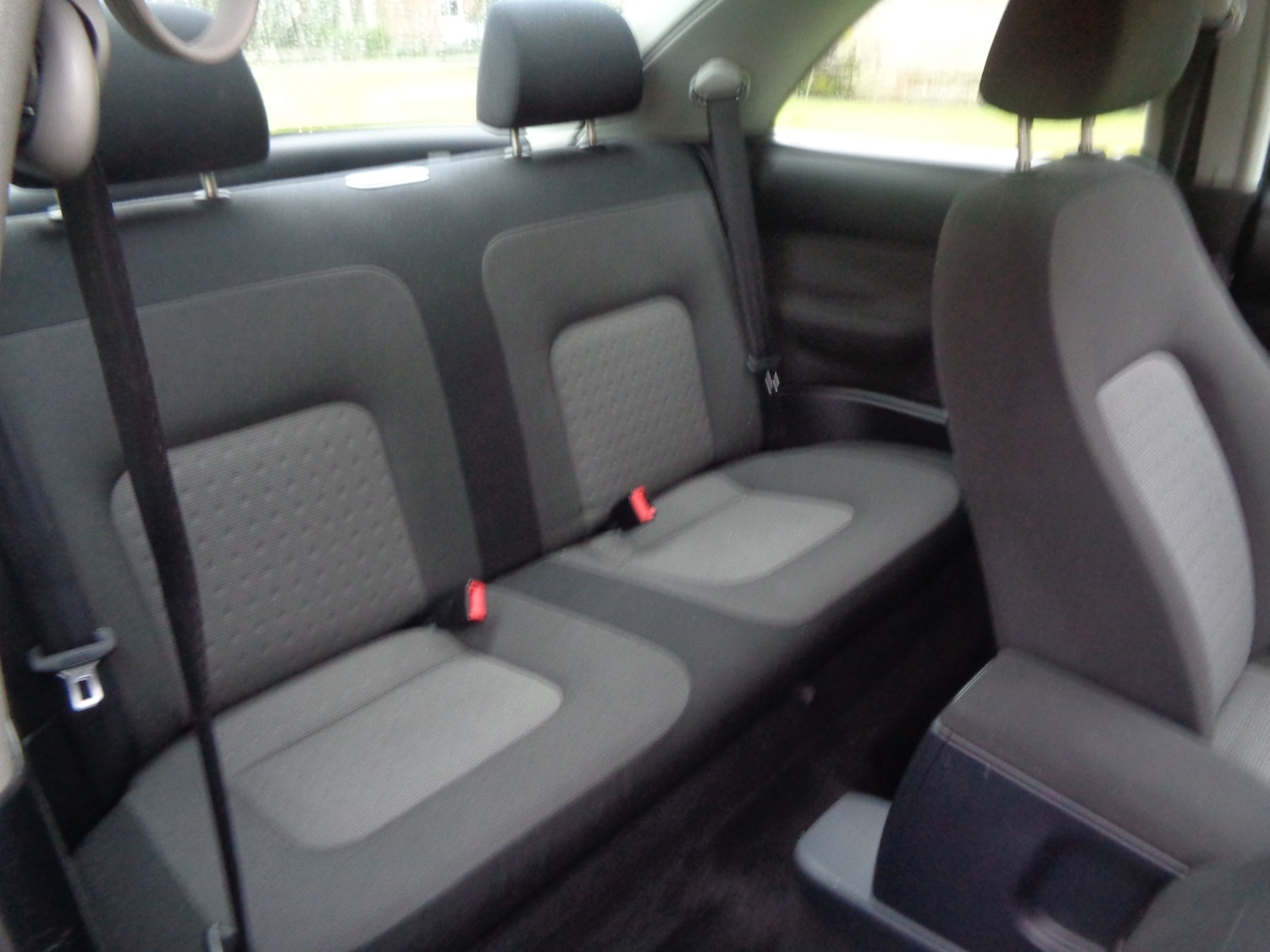 Used Volkswagen Beetle 2011 for sale - 77282815: Photo 10