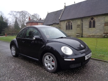 Used Volkswagen Beetle 2011 for sale - 77282815: Photo