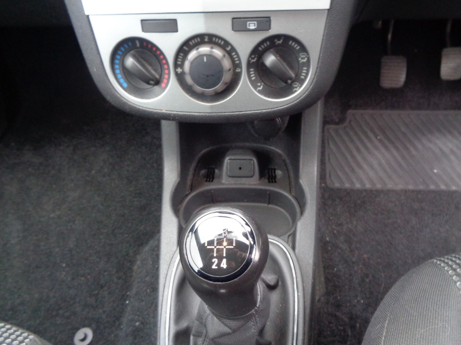 Used Vauxhall Corsa 2011 for sale - 77404815: Photo 12