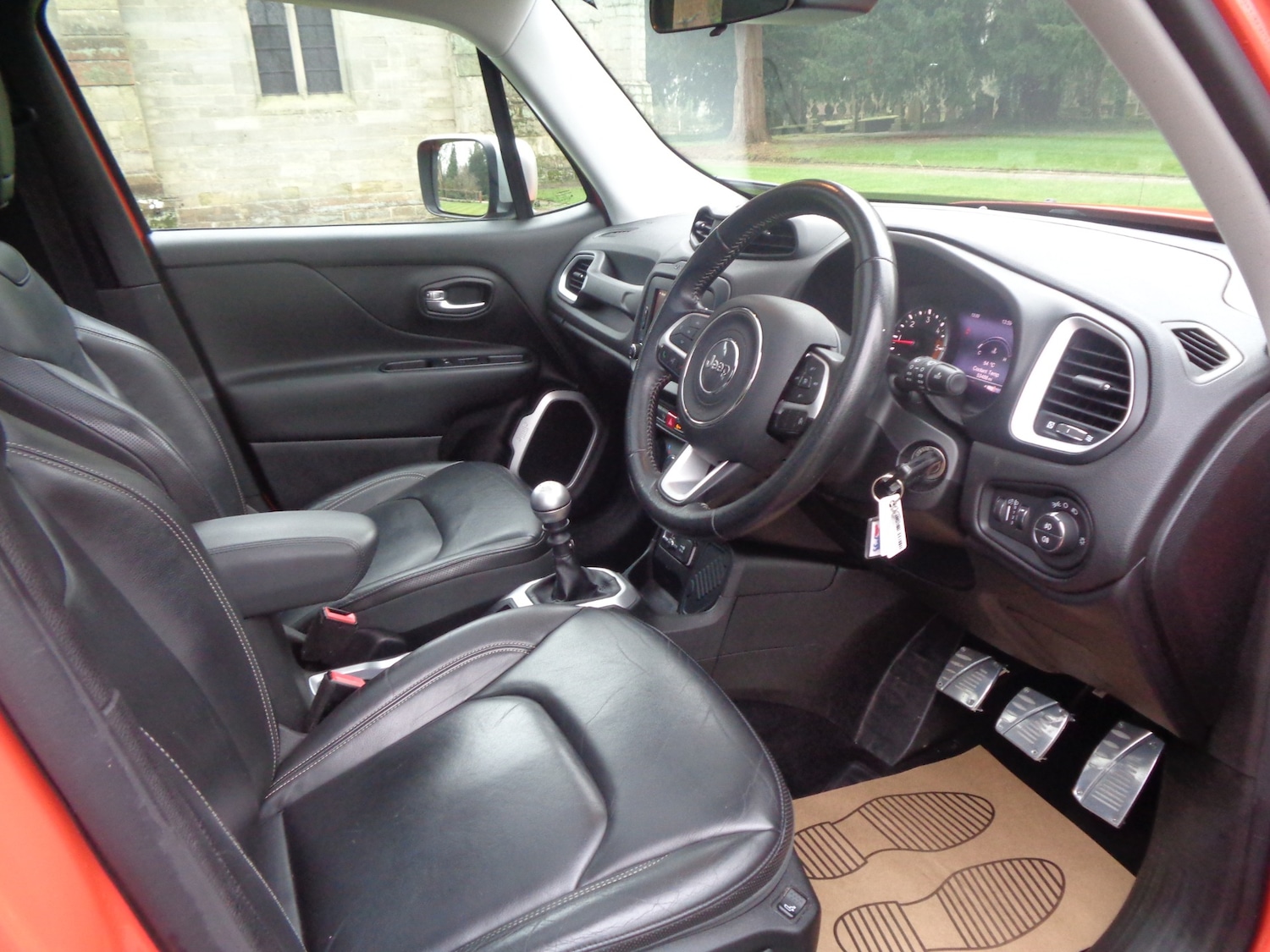 Used Jeep Renegade 2015 for sale - 77324638: Photo 8