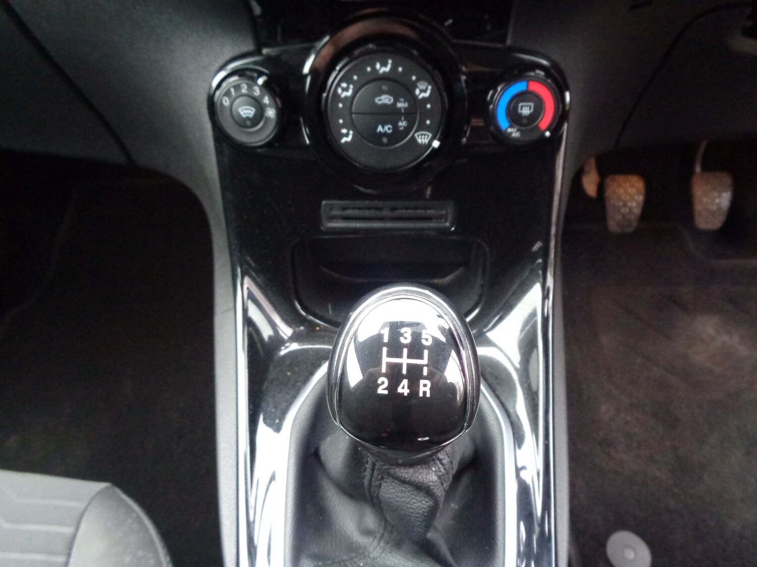 Used Ford Fiesta 2013 for sale - 77742983: Photo 12