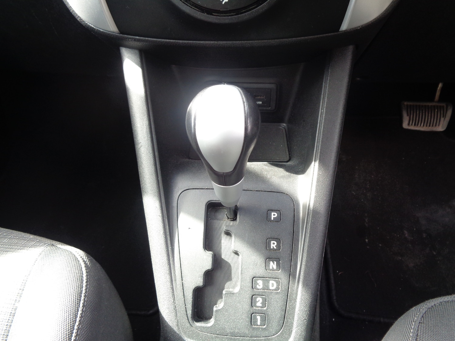 Used Kia Venga 2010 for sale - 78027219: Photo 11