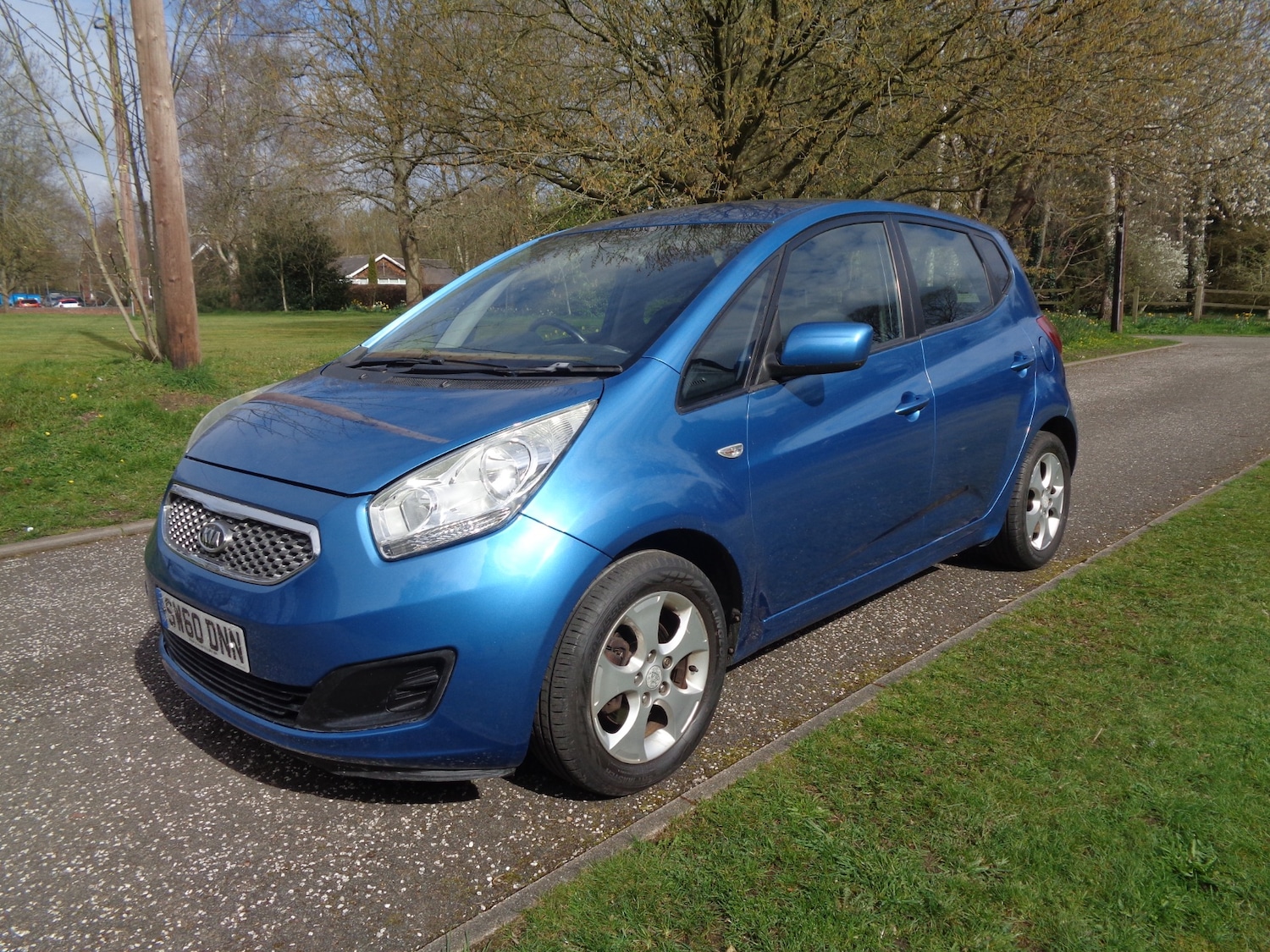 Used Kia Venga 2010 for sale - 78027219: Photo 2