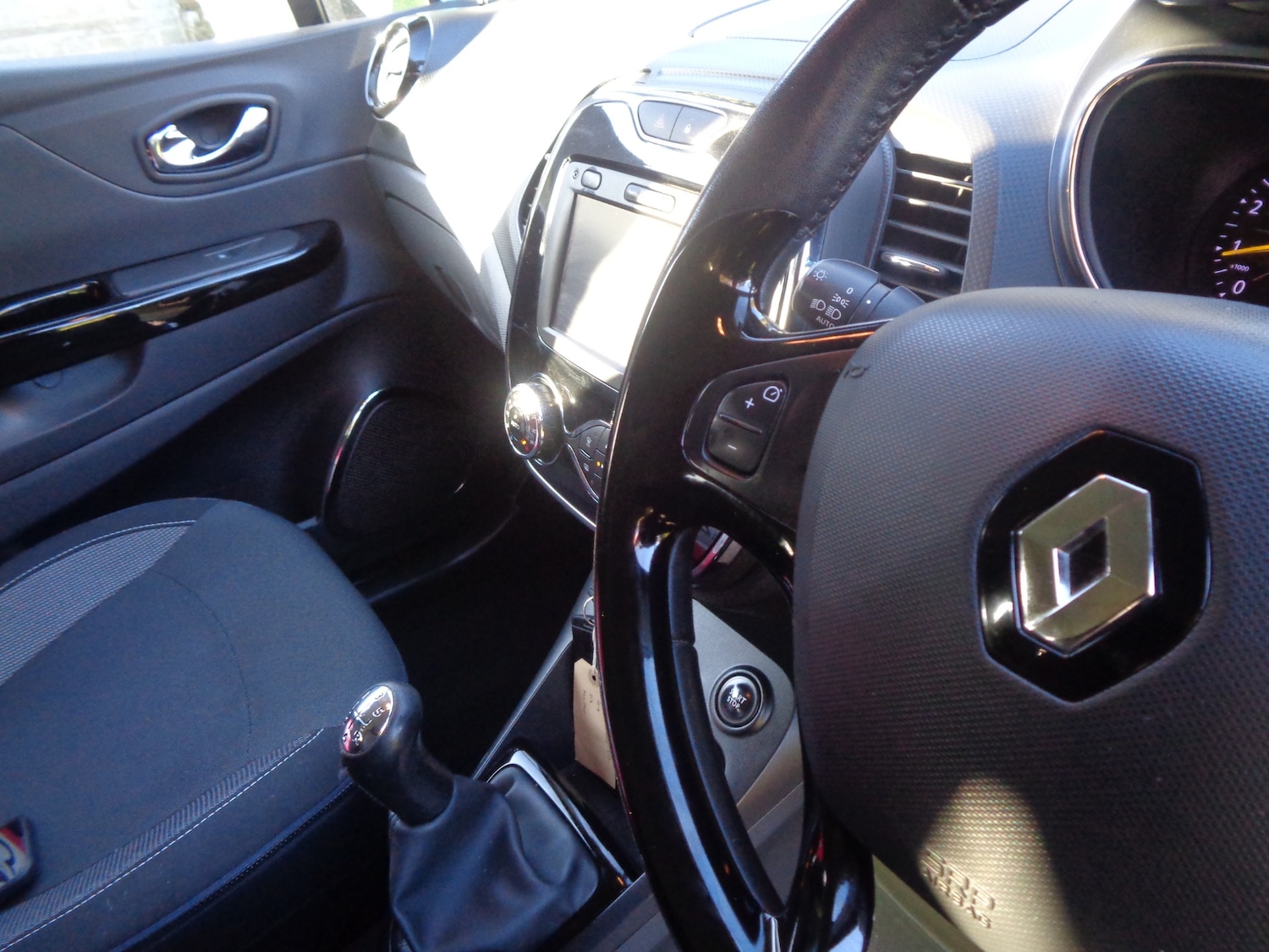 Used Renault Captur 2014 for sale - 76363024: Photo 10