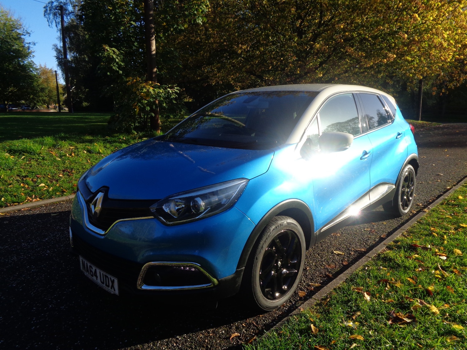 Used Renault Captur 2014 for sale - 76363024: Photo 2