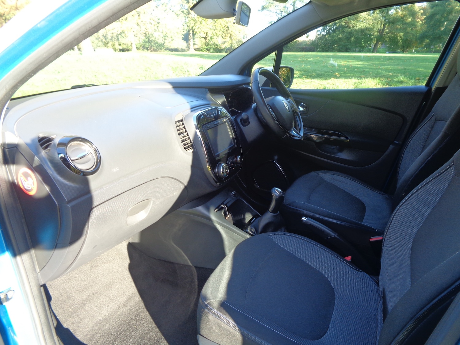 Used Renault Captur 2014 for sale - 76363024: Photo 9