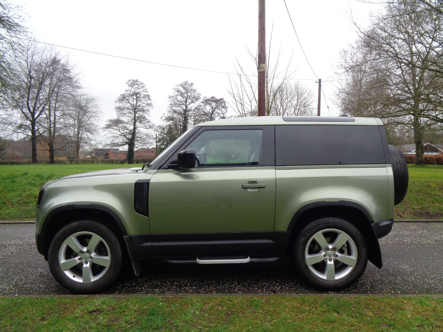 Used Land Rover Defender 2022 for sale - 77677264: Photo 5