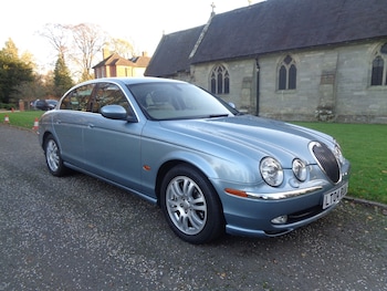 2004 (04) - 2.5 V6 SE 4dr Auto