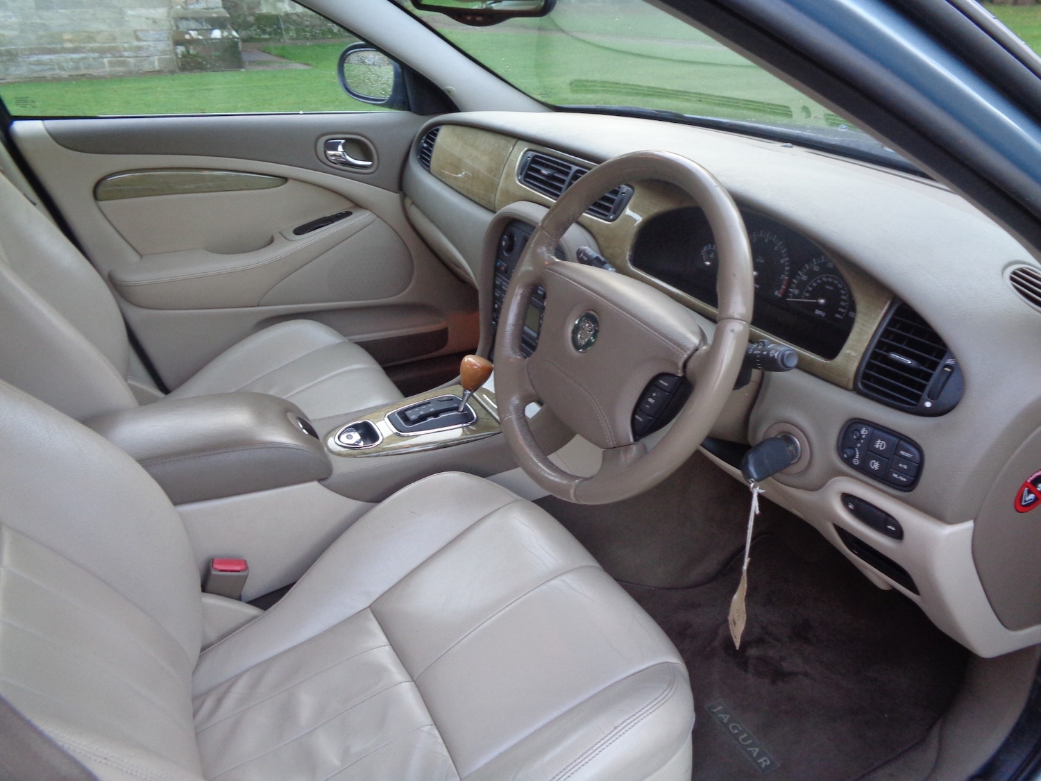Used Jaguar S-Type 2004 for sale - 76637226: Photo 9