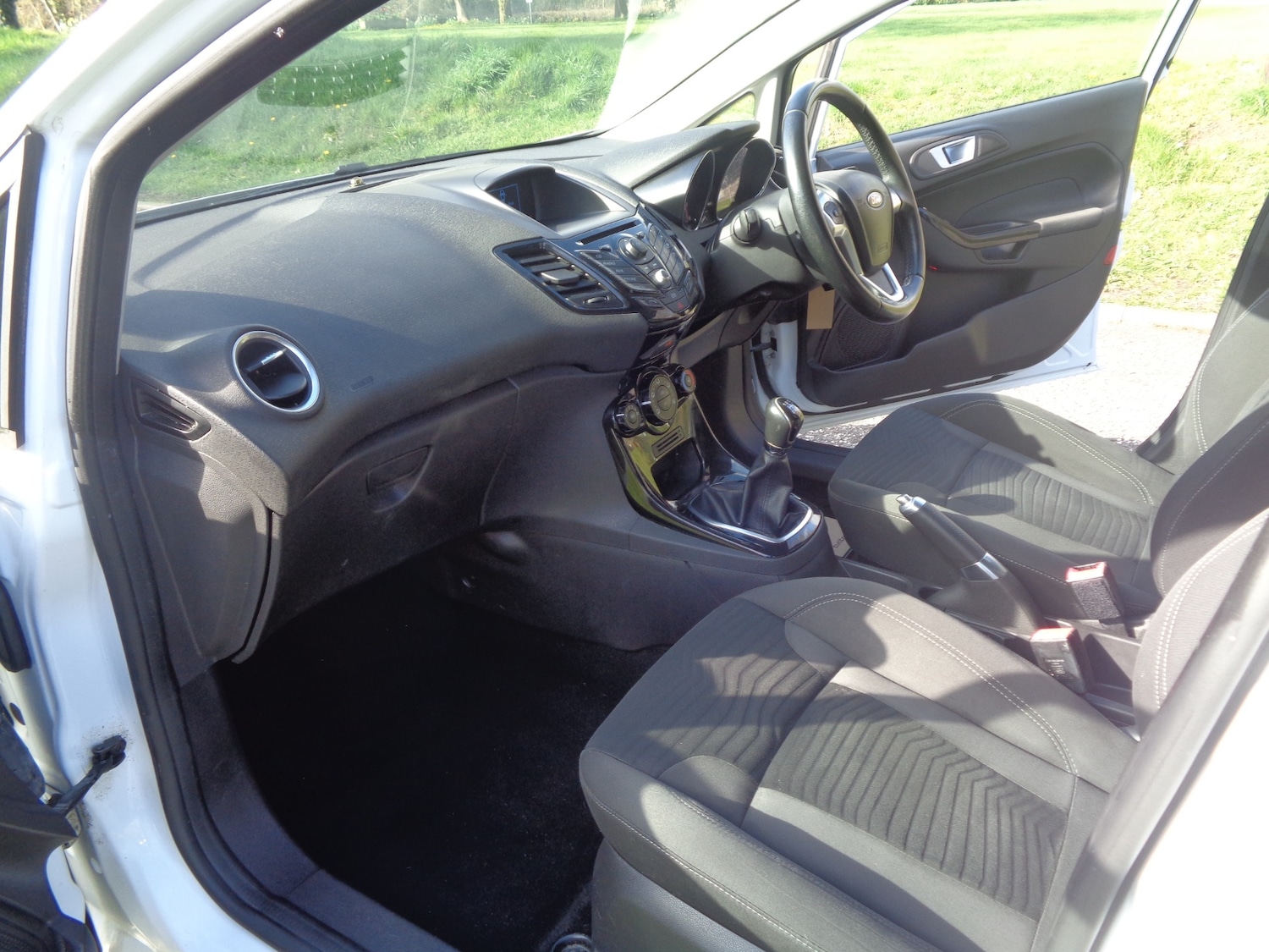 Used Ford Fiesta 2012 for sale - 78081317: Photo 9