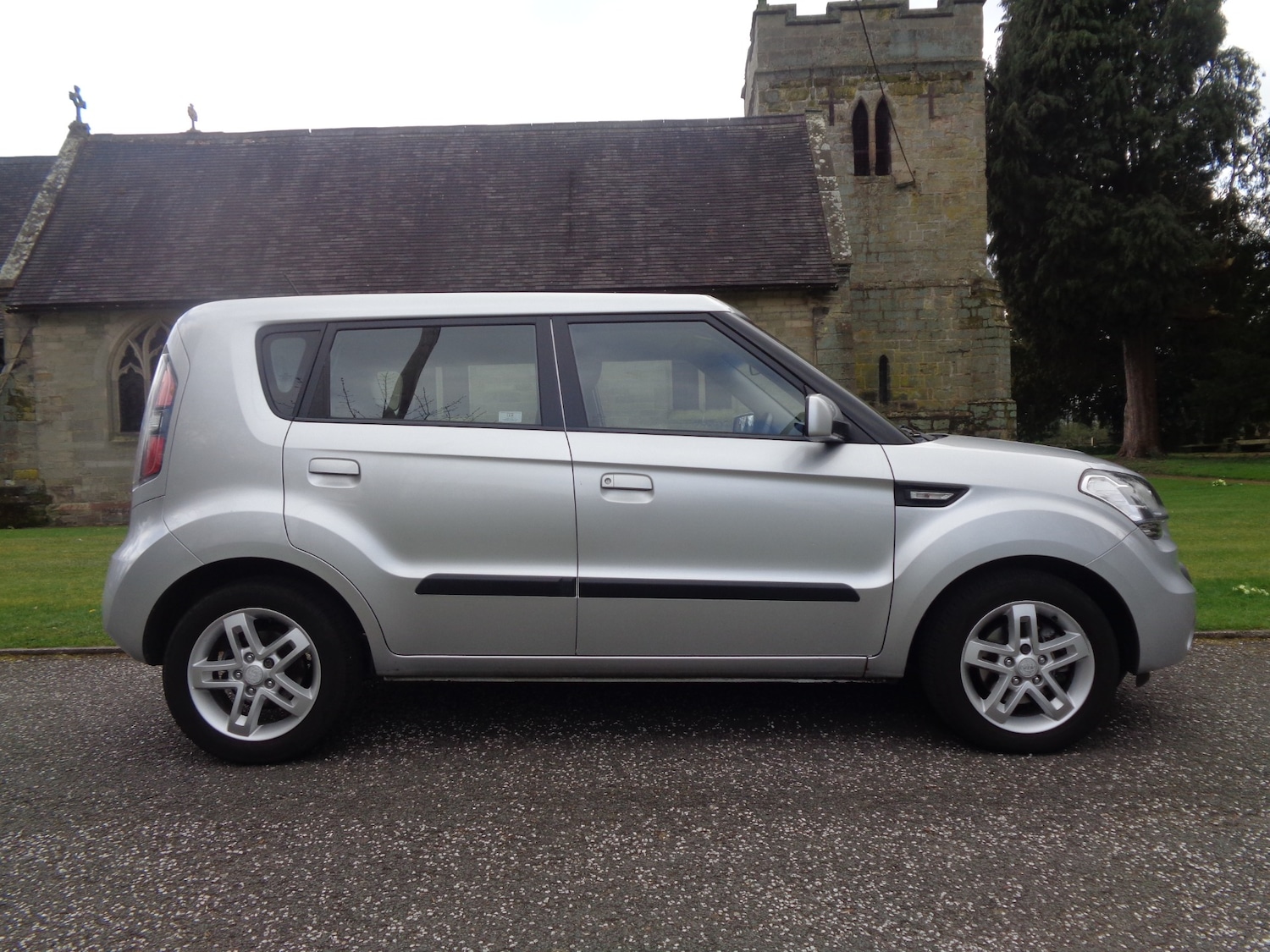 Used Kia Soul 2009 for sale - 78079164: Photo 2