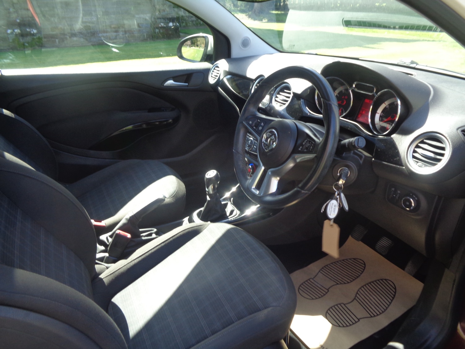 Used Vauxhall ADAM 2015 for sale - 78107724: Photo 8