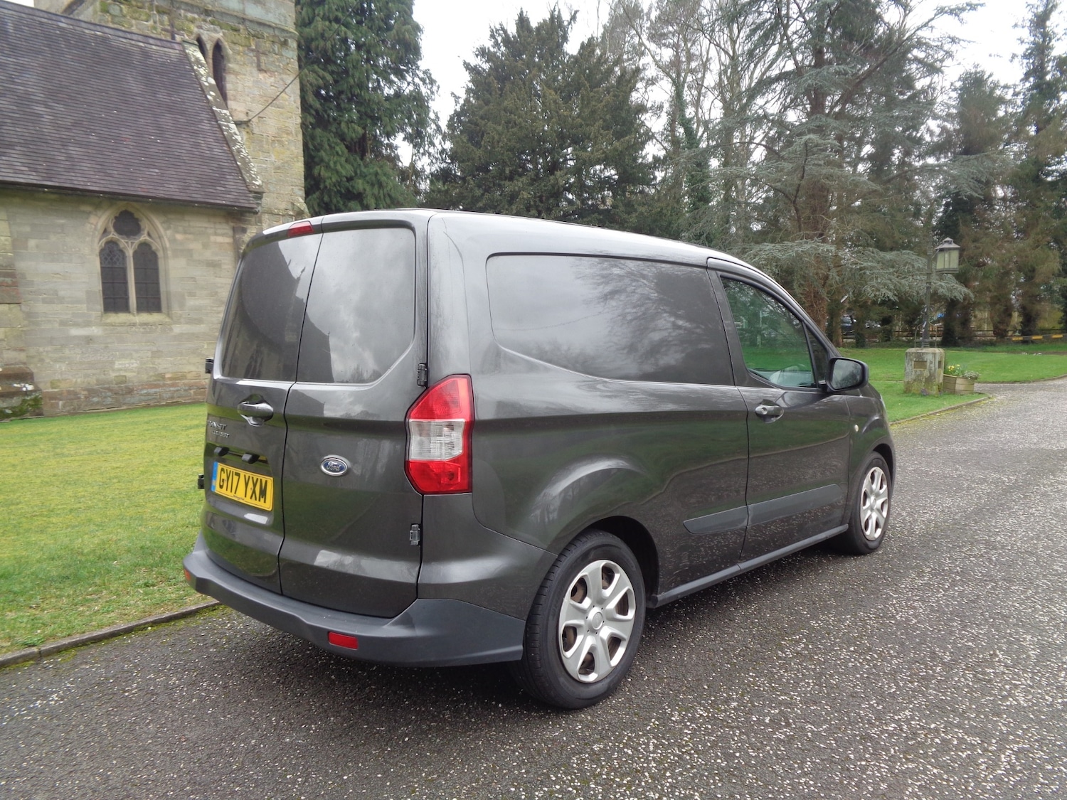 Used Ford Transit Courier 2017 for sale - 77677247: Photo 5