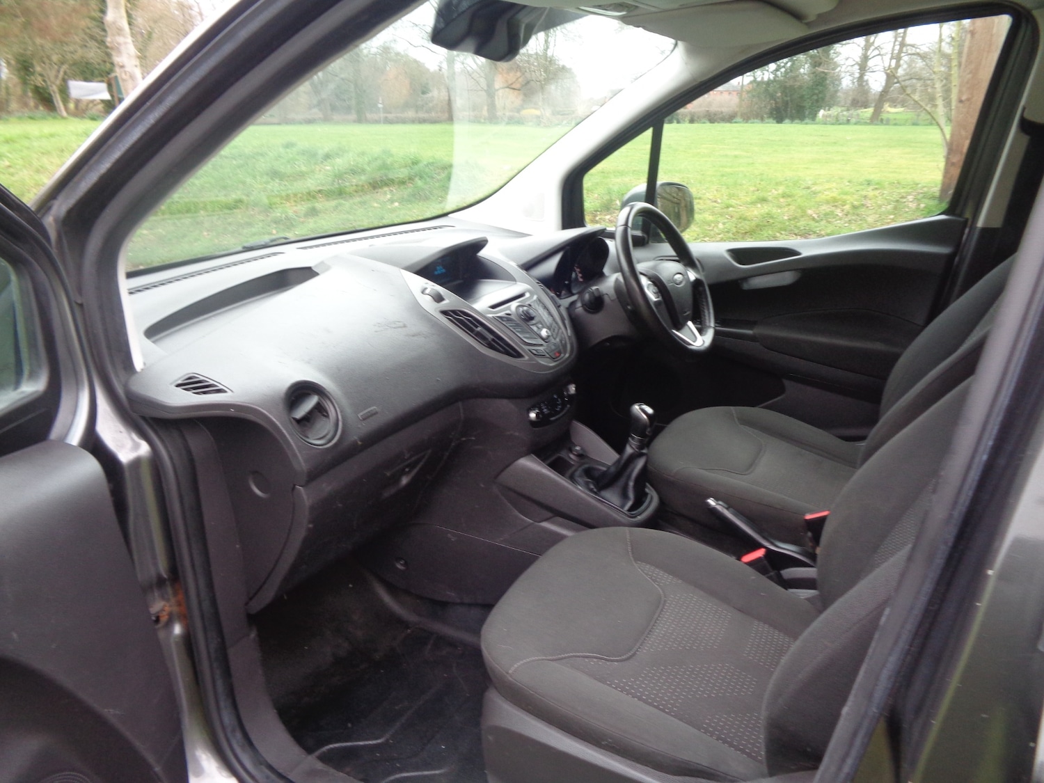 Used Ford Transit Courier 2017 for sale - 77677247: Photo 9